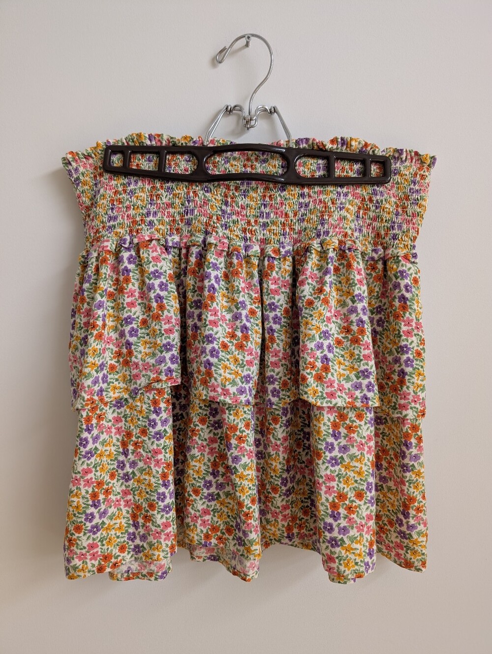 Patrons Of Peace Large Ditsy Floral Tiered Ruffle Mini Skirt Smocked Waist